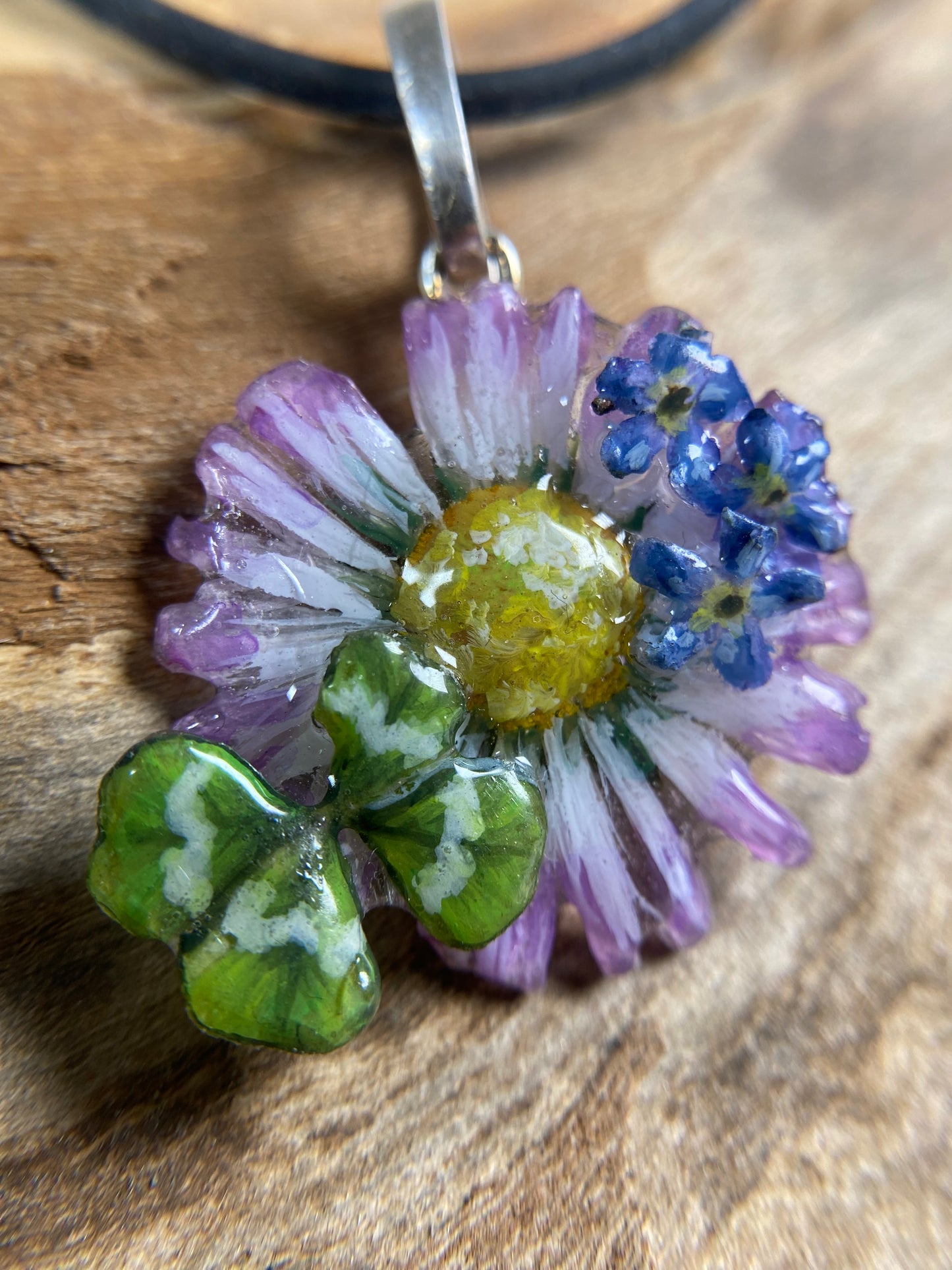 Ciondolo naturale: Vera margherita e quadrifoglio con gancio in argento 925 N. 01 Fiori