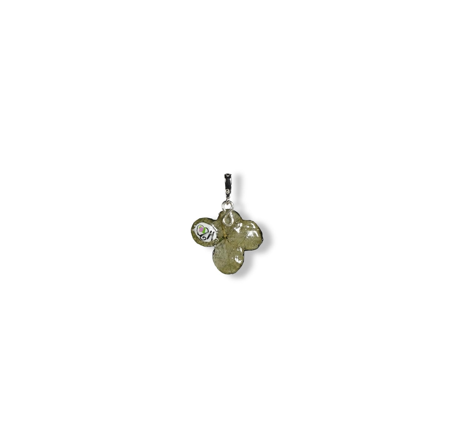Manaluvia, "Charm Quadrifoglio Portafortuna” vero, dipinto e resinato, gancio in argento 925 N.03A