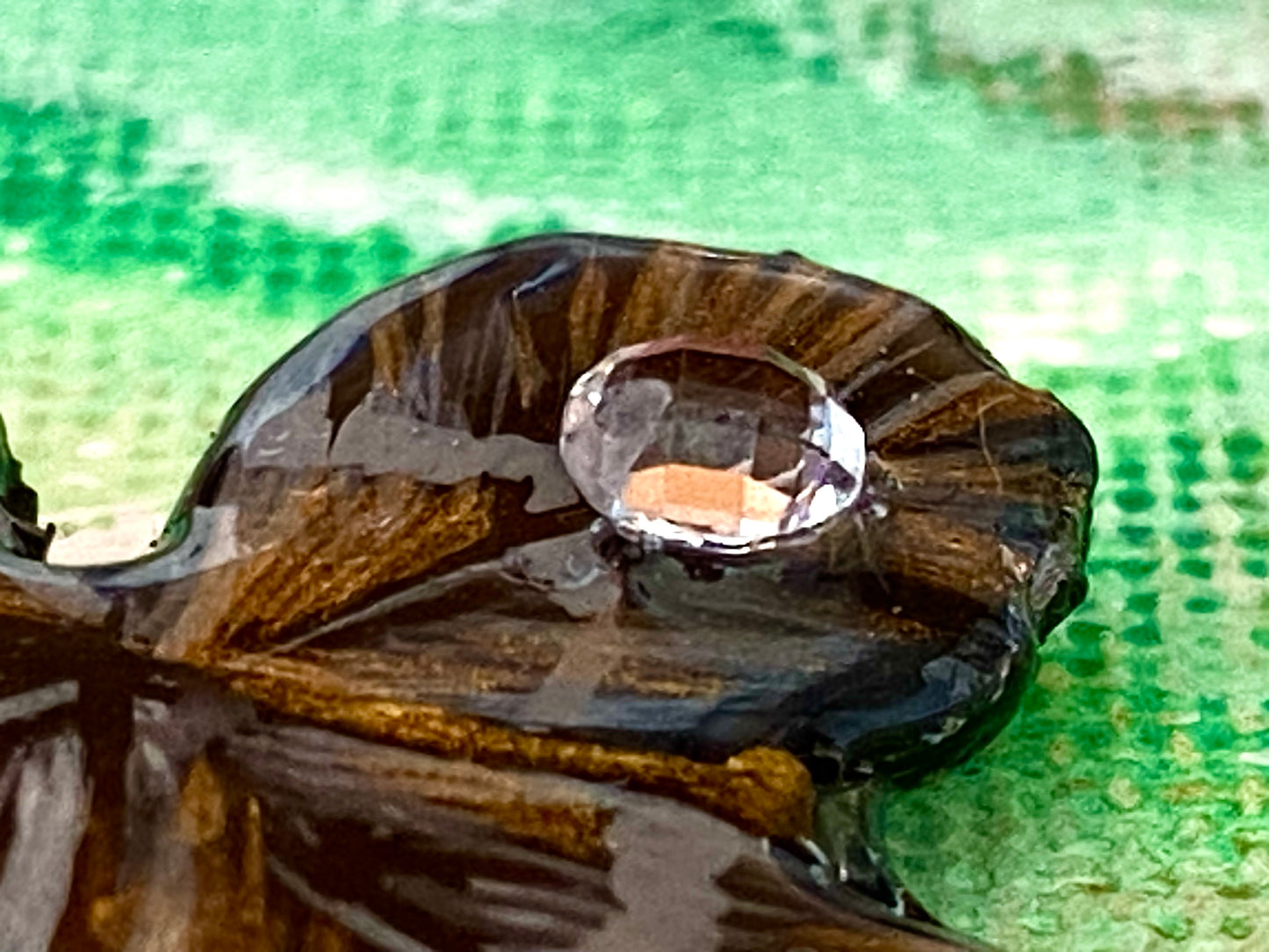 Chakra, ciondolo con quadrifoglio portafortuna, nero con zircone.