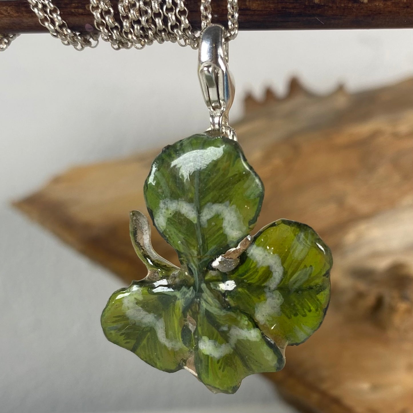 Pendente con quadrifoglio portafortuna e gancio in argento N.15
