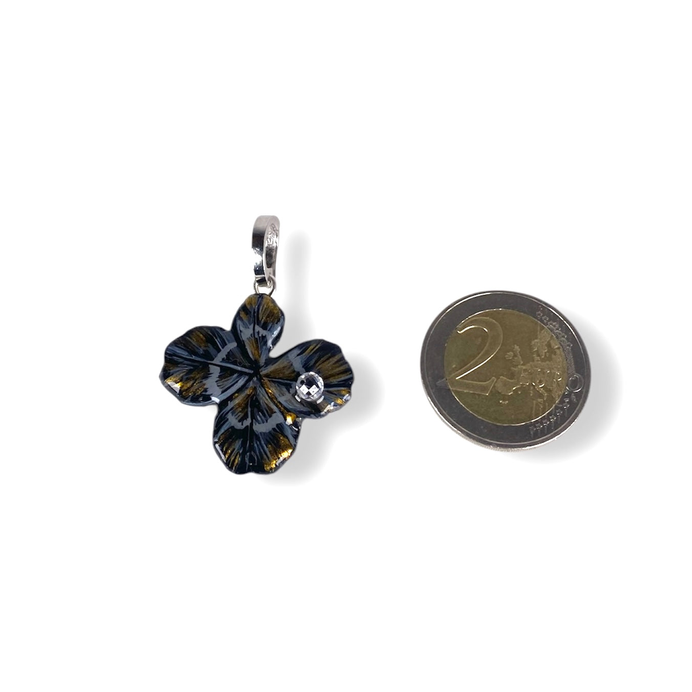 Chakra, ciondolo con quadrifoglio portafortuna, nero con zircone.
