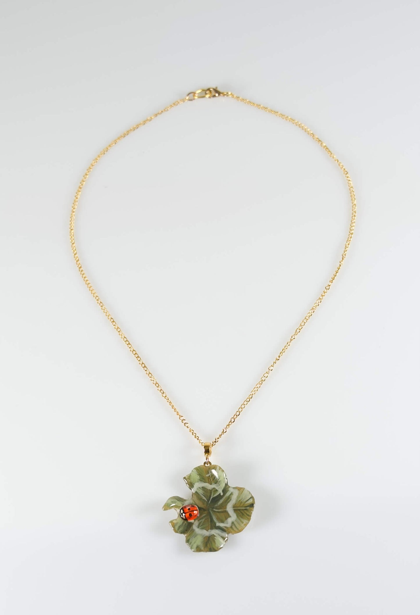 Collana con quadrifoglio in resina