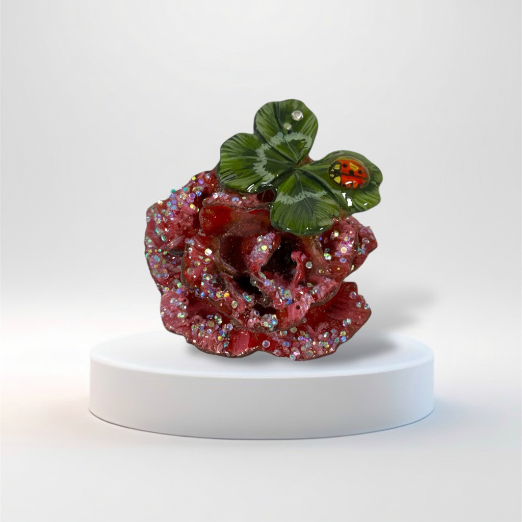 Spilla con Vera Rosa e Vero Quadrifoglio  – Gioiello Artigianale con Cristalli